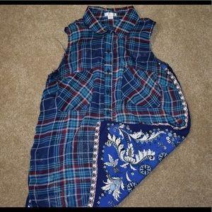 Xhilaration sleeveless top